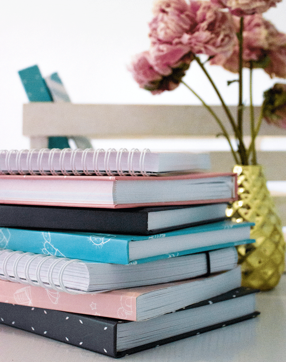 Wonder Designer Kreiere deinen einzigartigen Planer mit vielen individuellen Inhalten, Cover-Optionen, Lieblingslisten & Add-Ons!